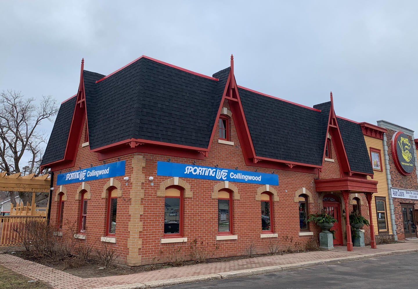 Golf Town Studio X, Custom Fitting Centre, Laeaside