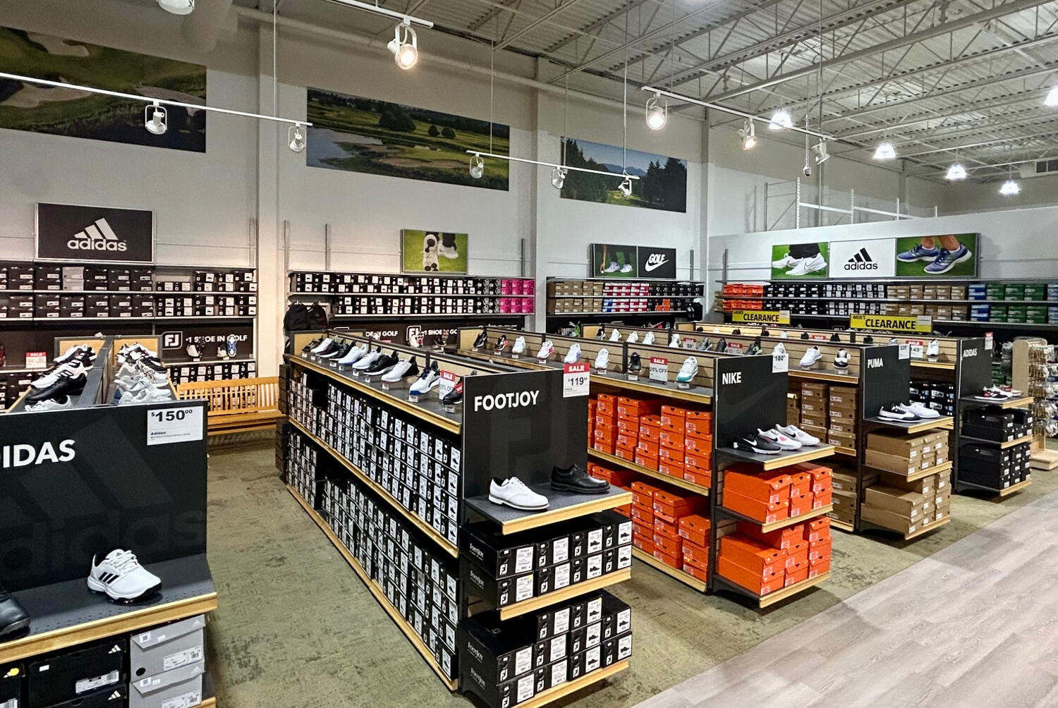 Golf Town Ancaster, Footwear