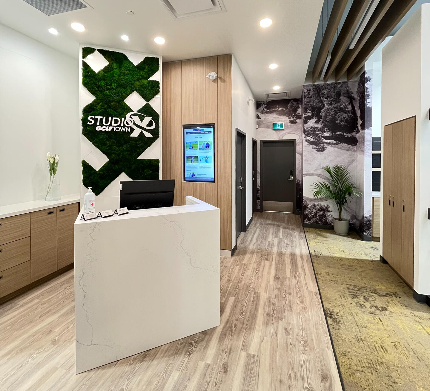 Golf Town Studio X, Custom Fitting Centre, Laeaside