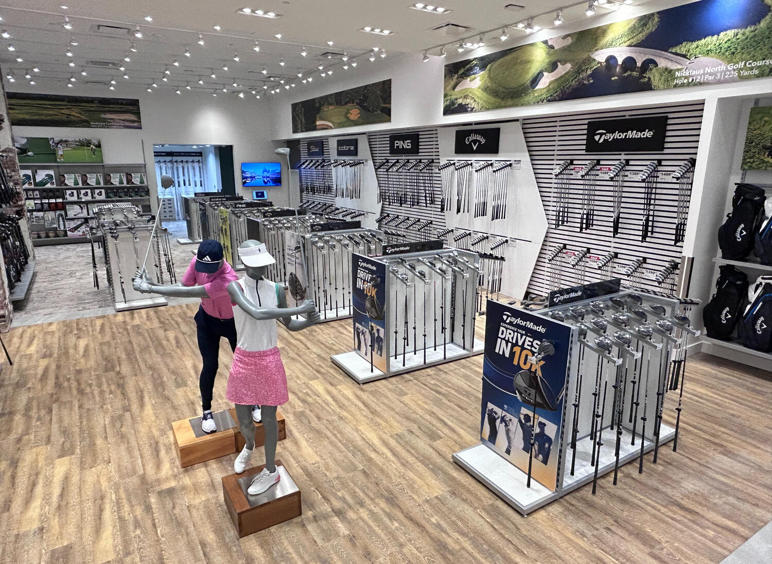 Golf Town Studio X, Custom Fitting Centre, Laeaside